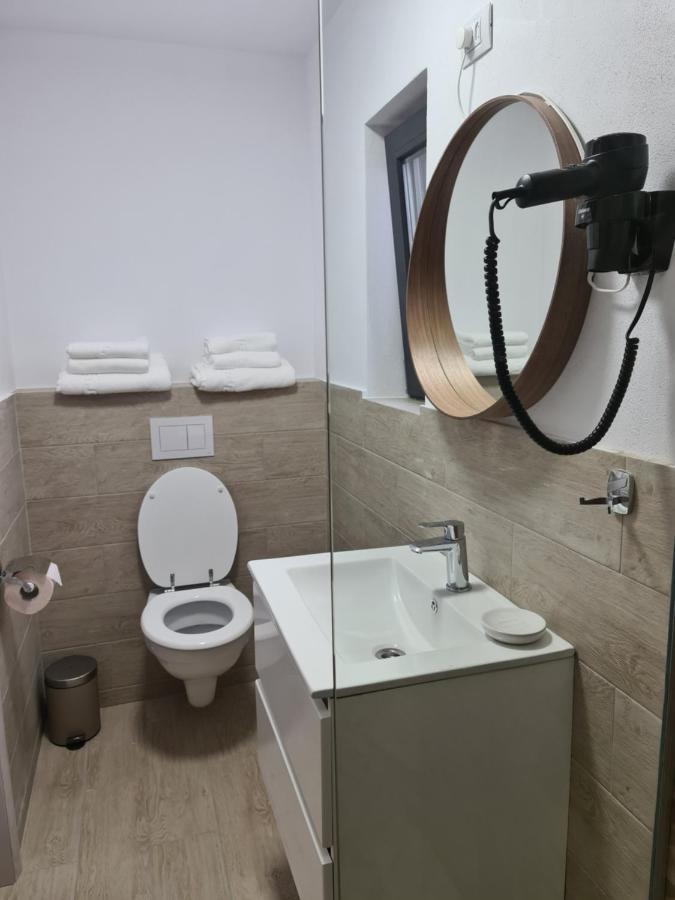 Urbanist Guest House Călimăneşti Εξωτερικό φωτογραφία